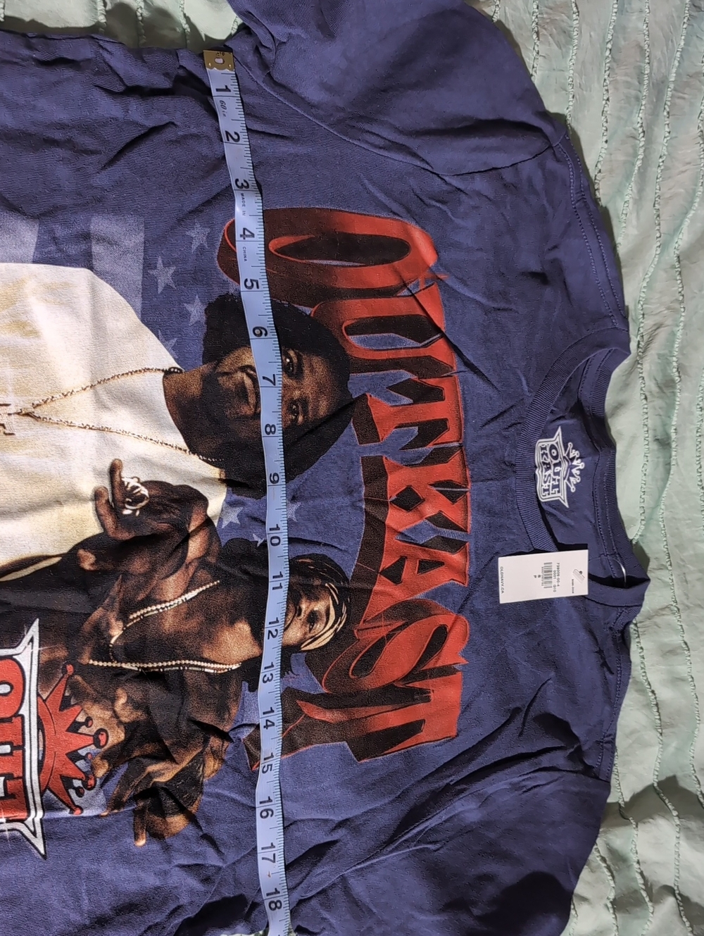 NWT Size S Old Navy Outkast T-shirt - Picture 3 of 3